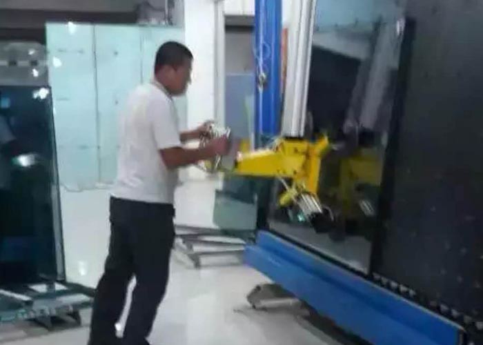 Glass Cantilever Crane Vacuum Glass Lifter Insulating Glass Machine