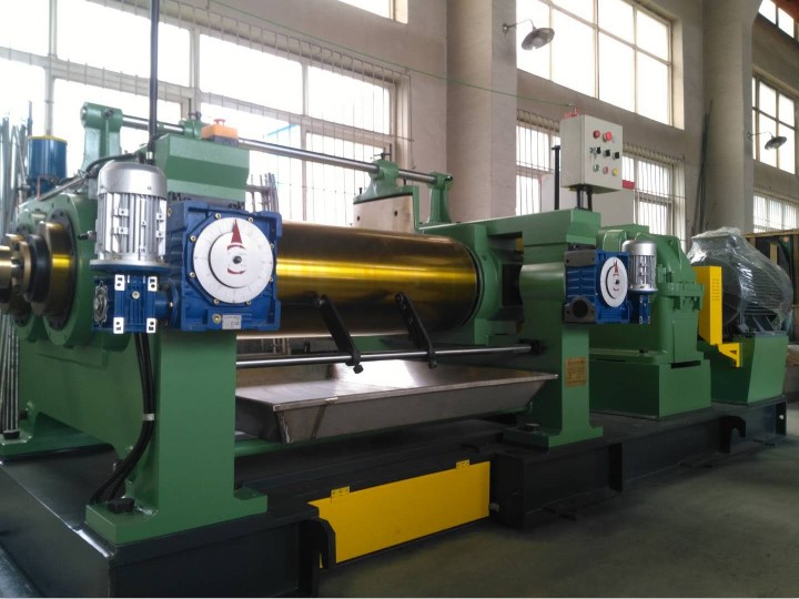 XK560 Open Rubber Mixing Mill Machine 90KW Rubber Mill Mixer
