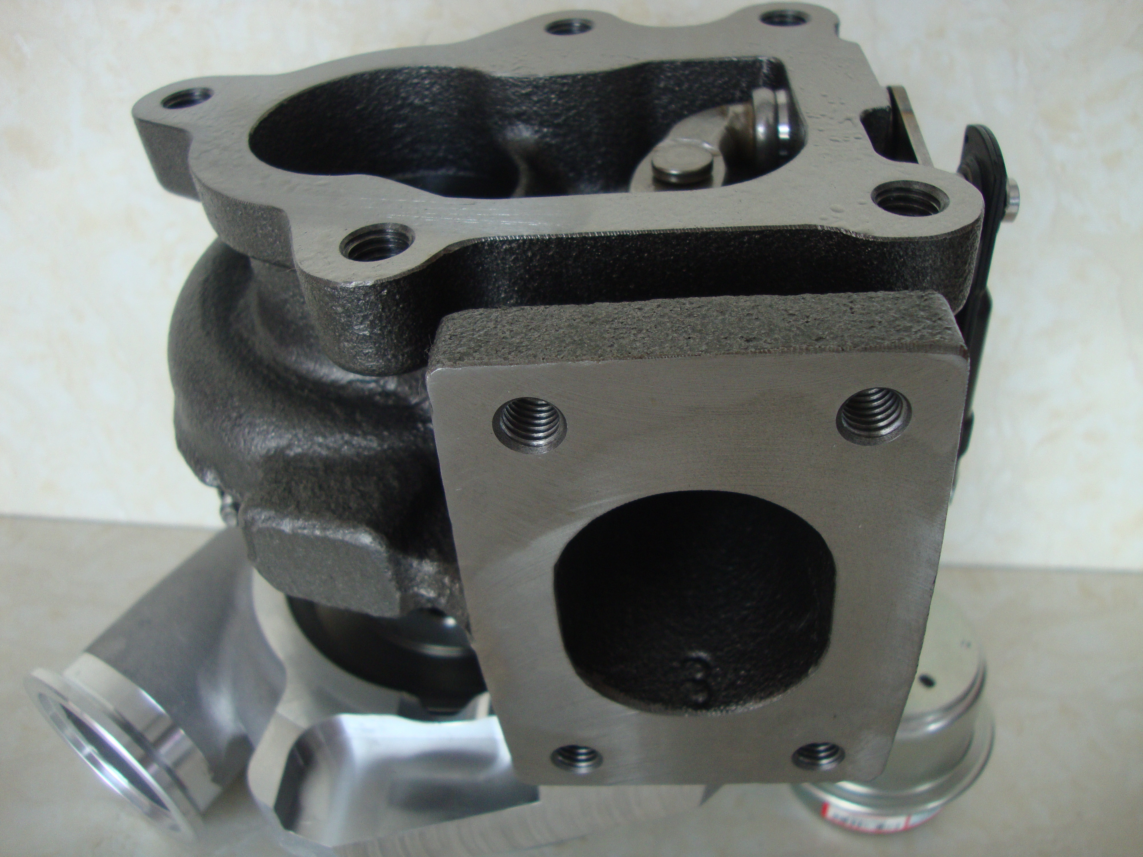 BFCEC ISF3.8 Oil Tank Truck Diesel Engine Spare Parts HE211W New Original Turbocharger Assembly 3774225 3774193