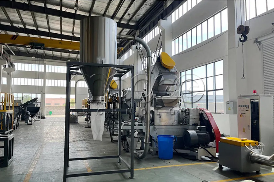 Soft PP PE Film Plastic Recycling Squeezing Agglomerator Machine