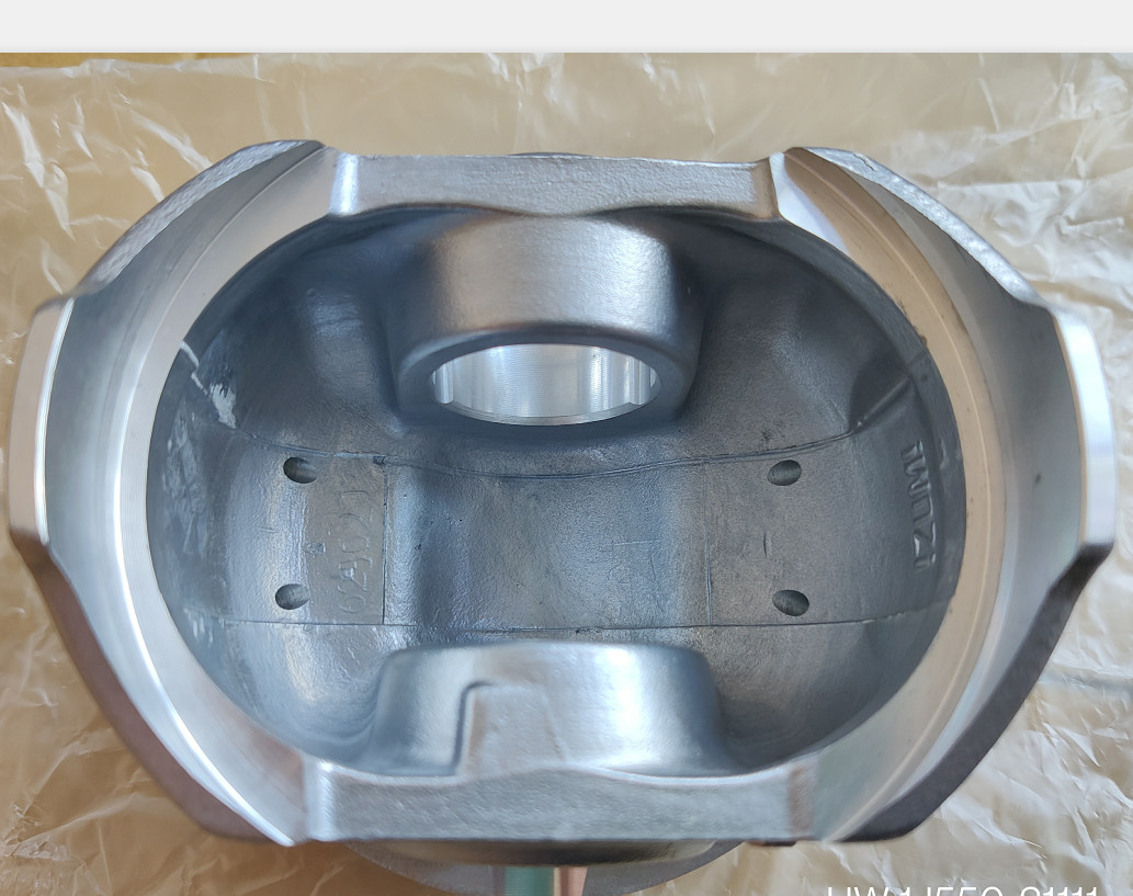 1J550-21110 For Kubota V3800 Diesel Engine Piston