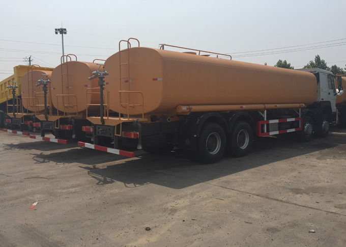 International Water Truck 25-35CBM 8X4 For Water Carrying Landscaping