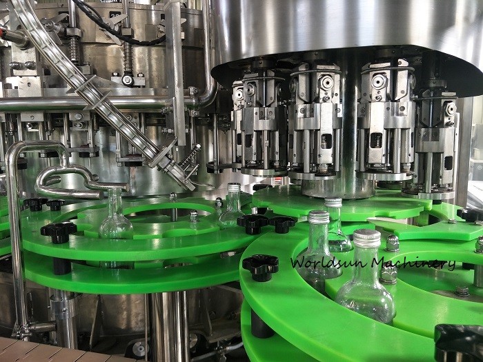 PLC 500ml Carbonated Soft Drinks Filling Machine 12000 Bottles/H