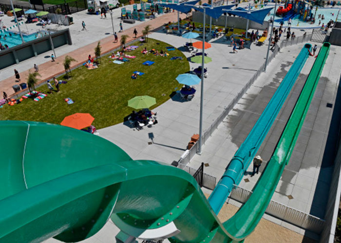 Safe Big Water Slides / Swimming Pool Tube Slides For Water Playground Equipment