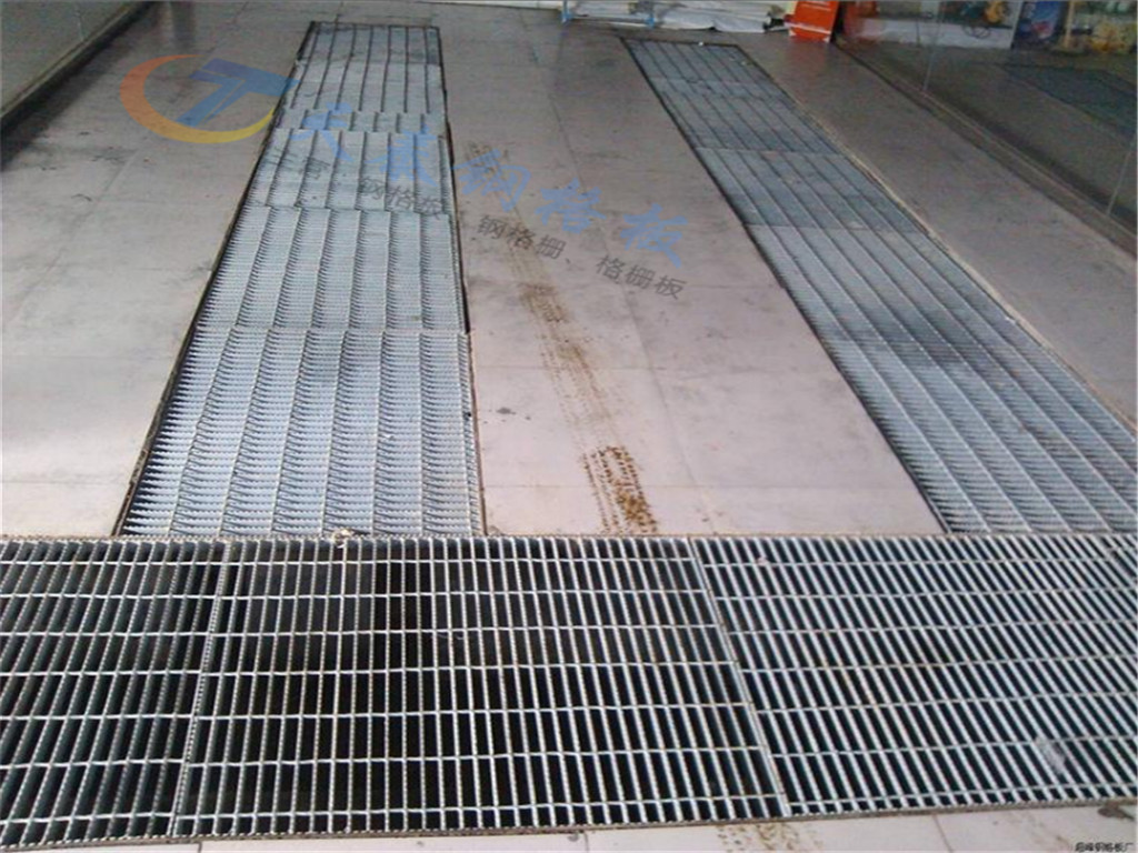 32x5mm serrated steel grating heavy duty galvanized walkway platform steel bar grating
