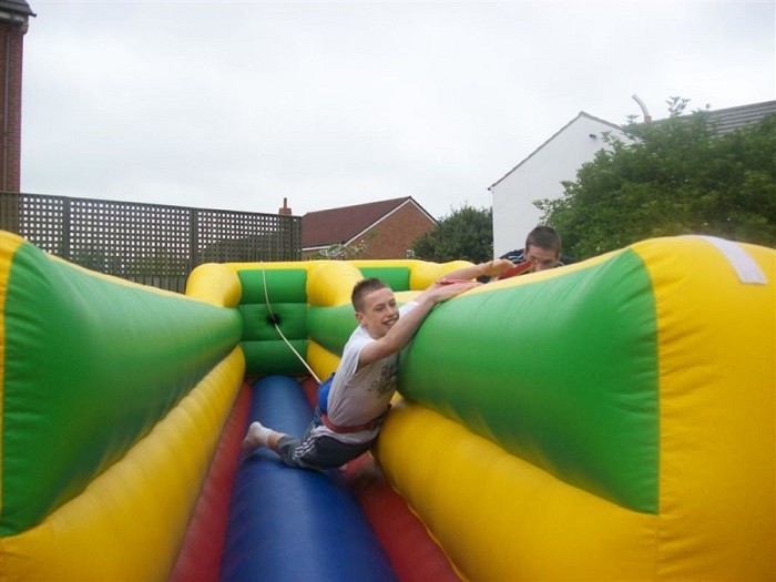 Challenging Bungee Run Playground Inflatable Sports Games With 2 Lane CE