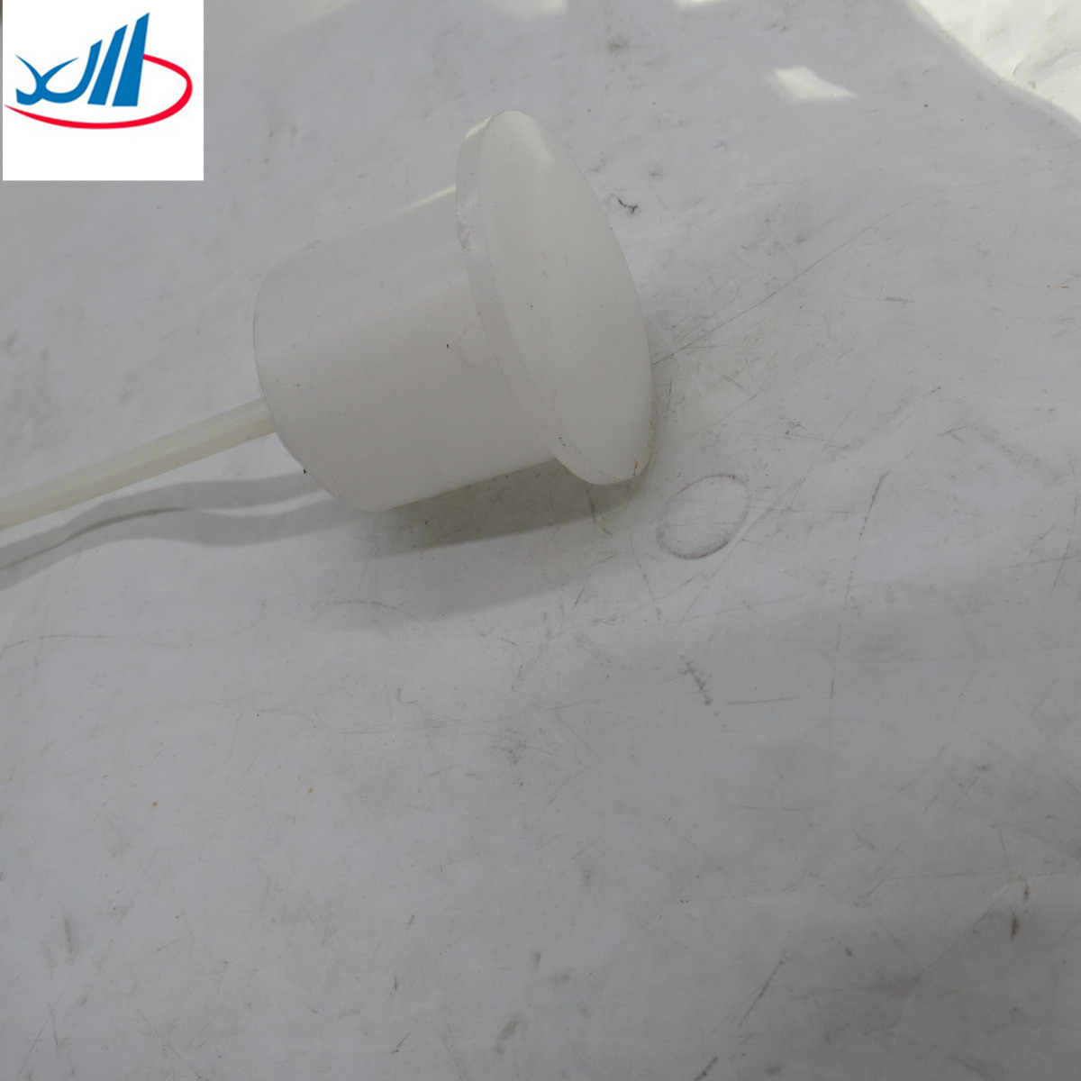 Selling Gearbox refueling port cover DS30.909