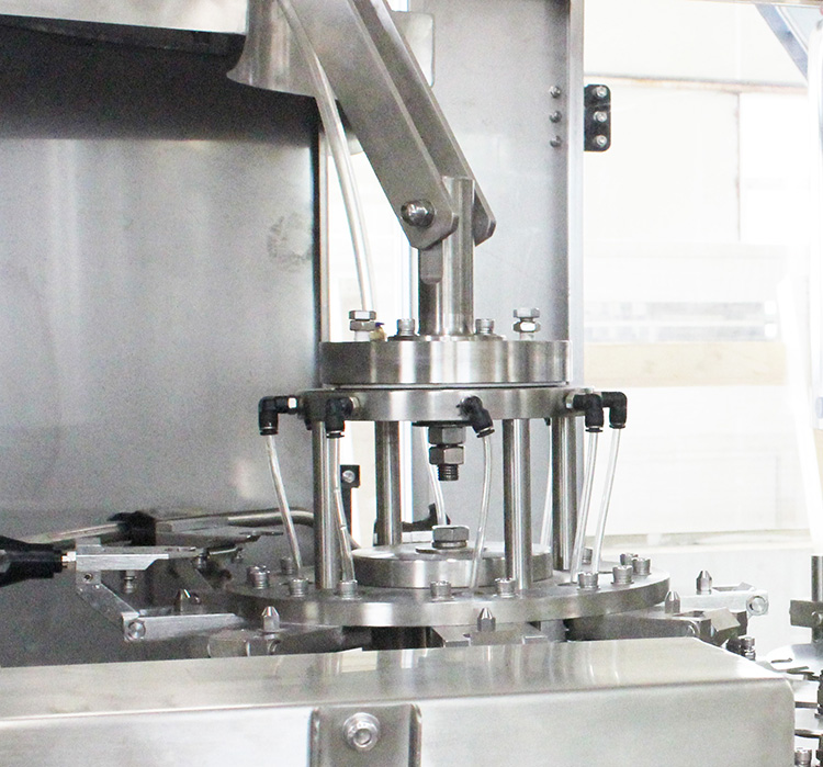 Stainless Steel Washing Filling And Capping Machine 4000BPH 8000BPH