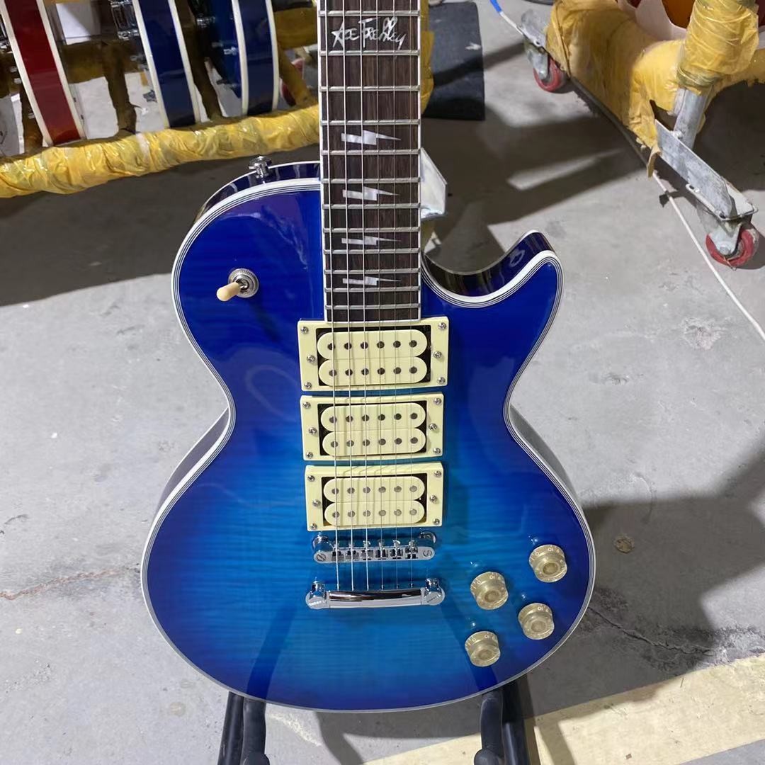 Custom LP Style Ace Frehley Hummbucker Pickups Electric Guitar with Rosewood Fingerboard Mahogany Body Blue Color Accept
