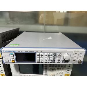 Rohde And Schwarz SMA100A RF Analog Signal Generator 9 KHz To 6 GHz Microwave