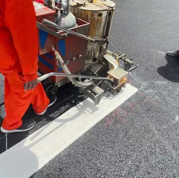 Standard BS 3262 Petroleum Resin Based Paint For Highway / Parking Lot