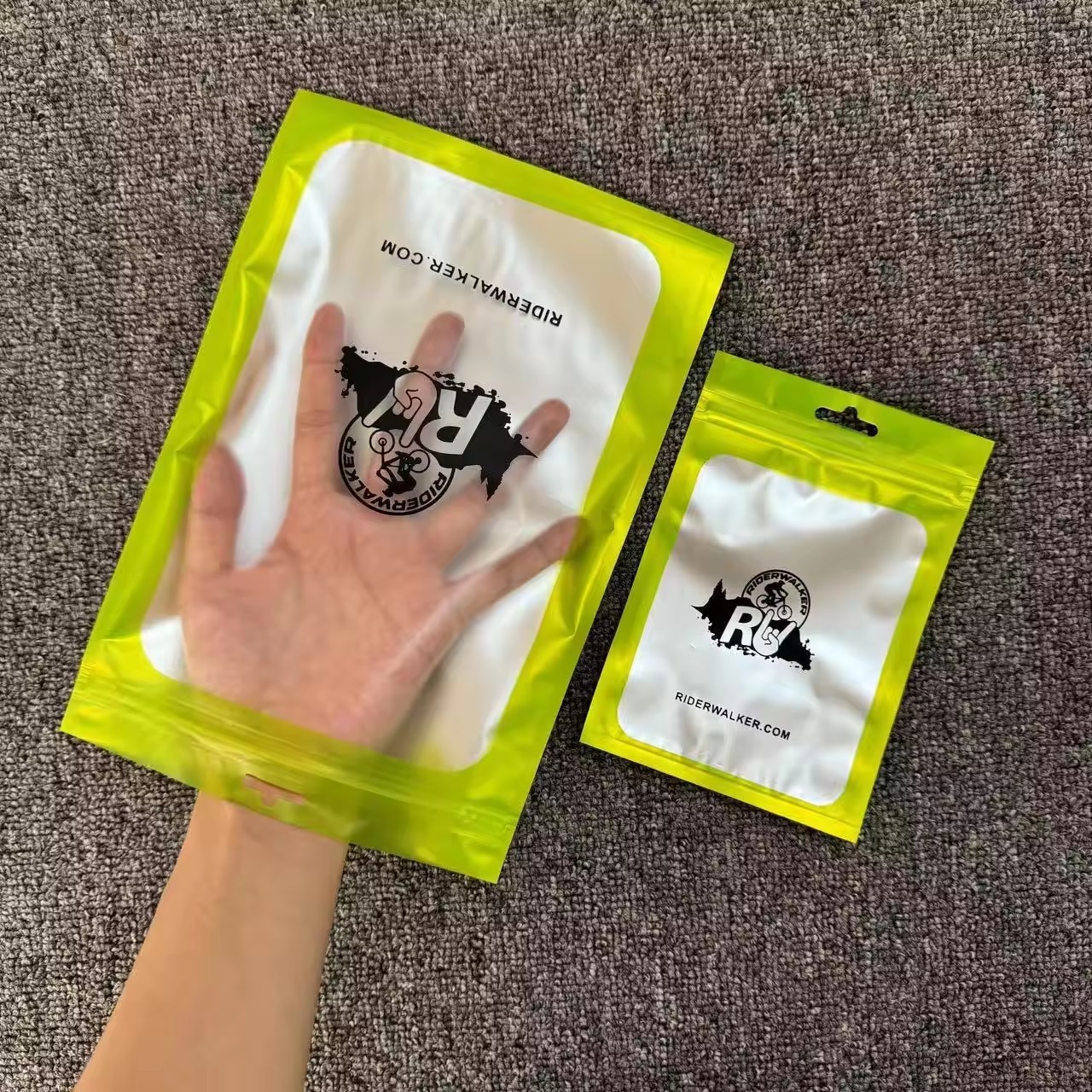 100 Pieces Mylar Smell Proof Resealable Bags With Clear Window Zip Lock Closure Jewelry Transparent Plastic Bag