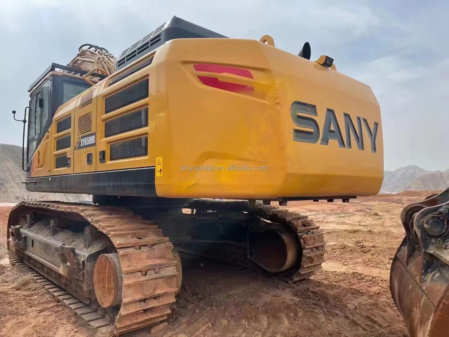 3.8m3 Bucket Capacity Sany SY650 Excavator for Your Earthmoving Projects