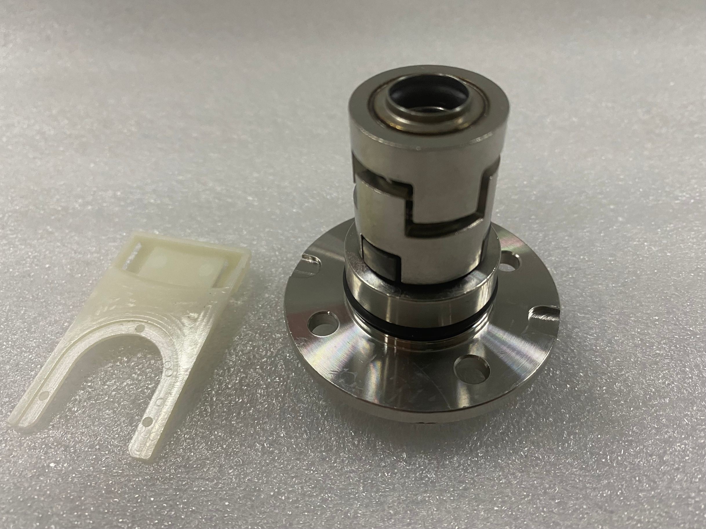 Type H Grundfos Replacement Seal With Flange 16 Mm For CR Vertical Multi Stage Pump
