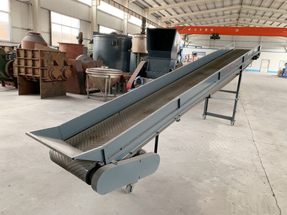 Farms Shandong Waste Plastic Recycling Machine PET Washing Line With Label Remover Machine