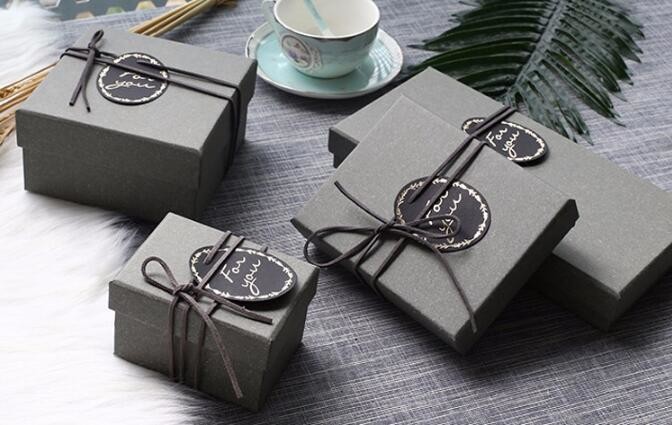 Free sample Luxury velvet drawer packaging perfume custom paper box with logo stamping golden,headband packaging box for