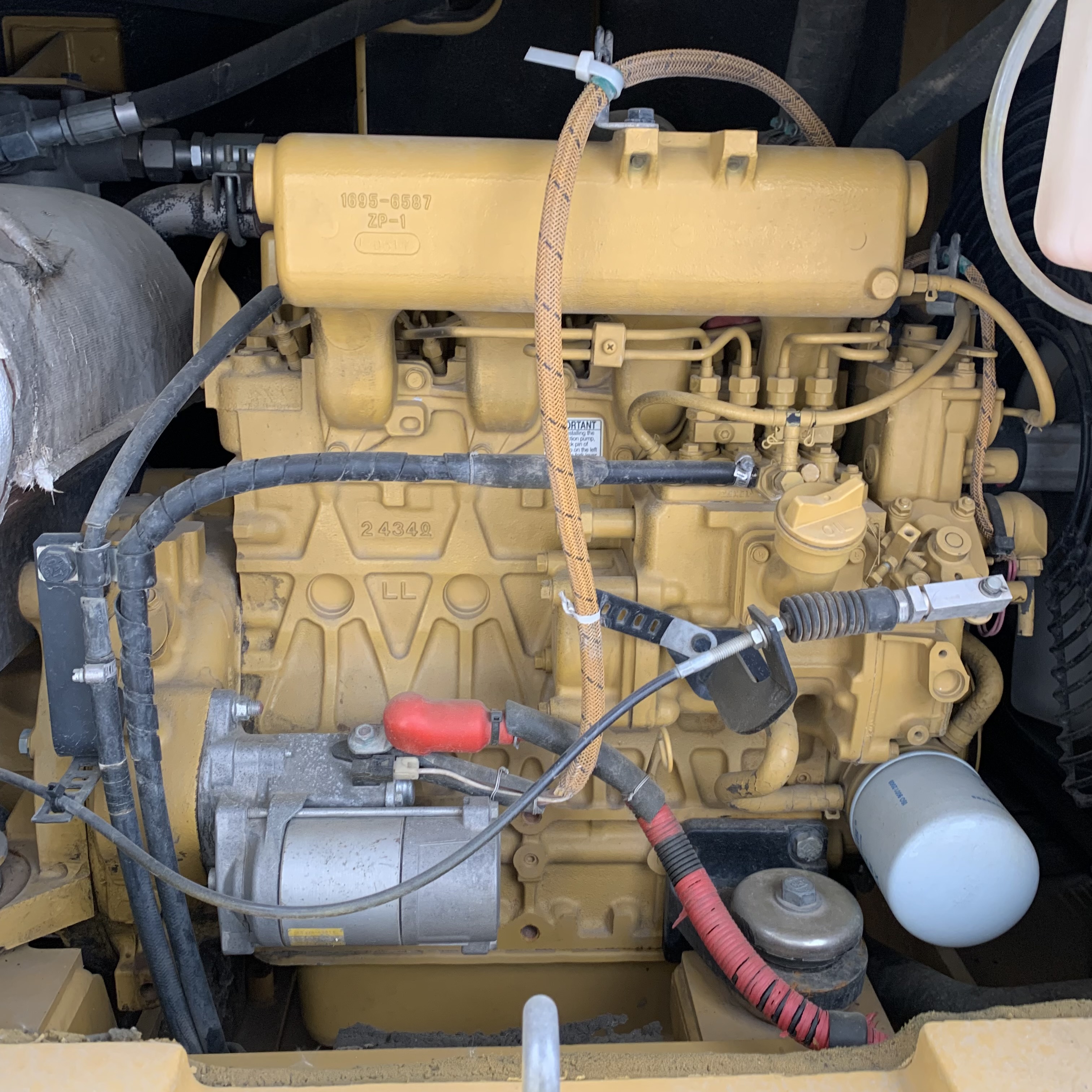 Used CAT 306 306e2 Excavator with Crawler Track and Operating Weight of 5795