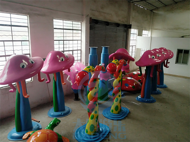 Double Flower Water Splash Pad Fiberglass Height 2.2m Width 1.6m For Spray Park