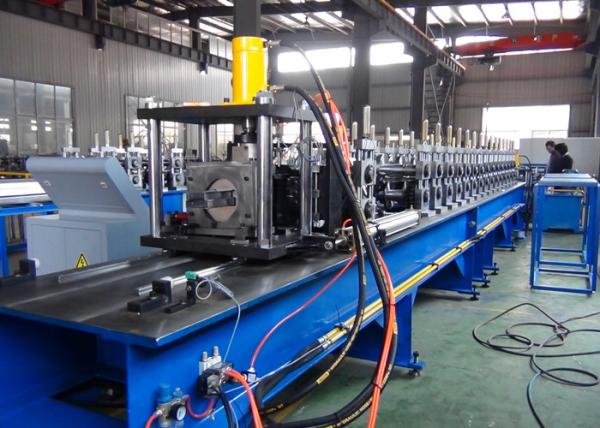 Non - Stop Cutting Pallet Rack Roll Forming Machine 1.5 - 2.5mm Thickness
