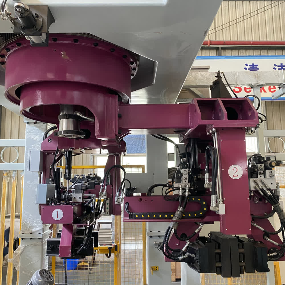 High Efficiency Low Pressure Die Casting Machine For Mechanical Parts And Assemblies