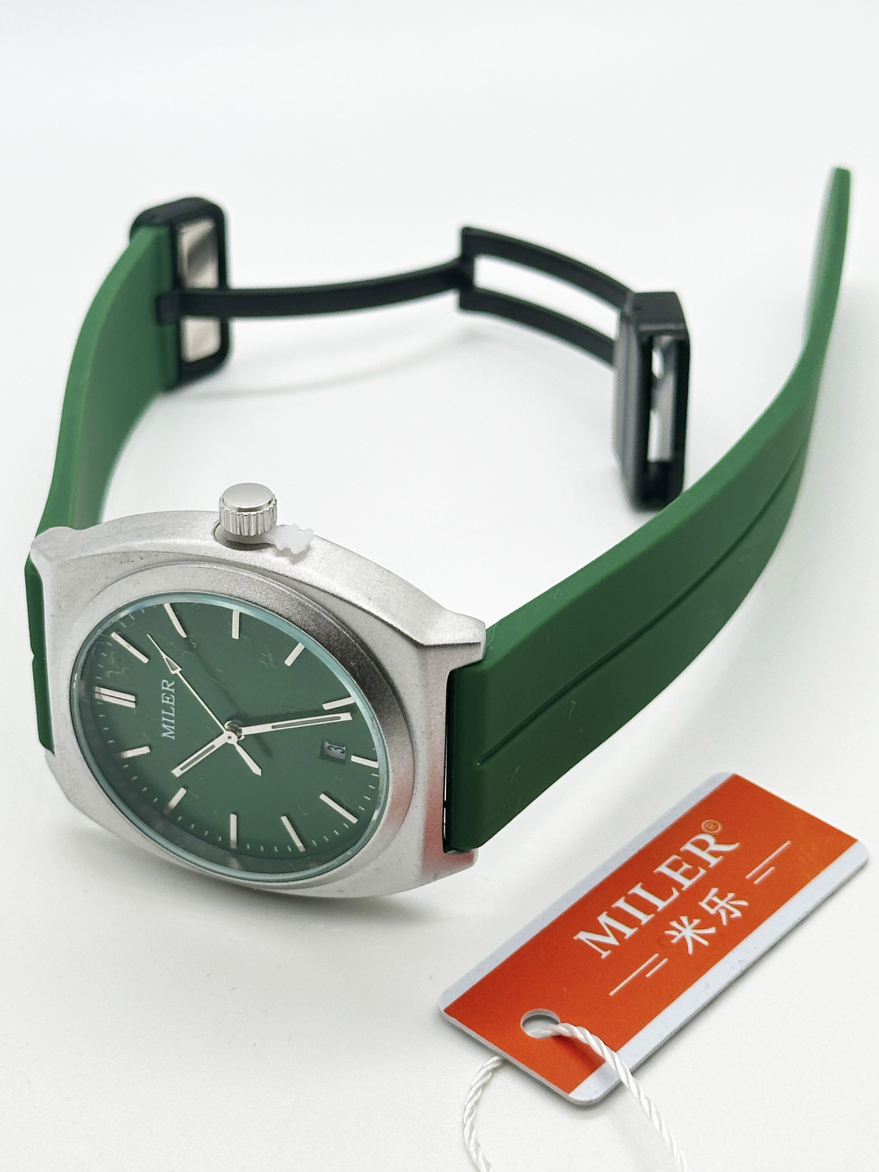 ODM Fashion Sport Minimalist Niche Silicon Strap Watch With Stainless Steel Case for Lady