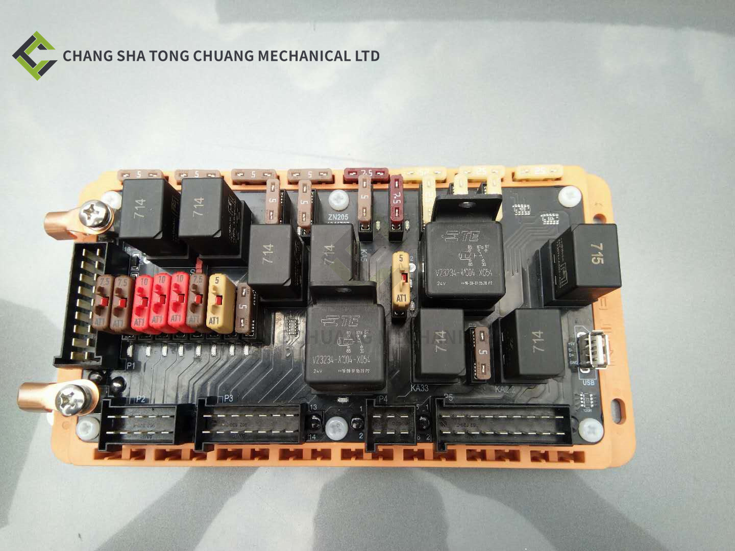 Electrical Spare Parts for Zoomlion Concrete Pump Truck, Integrated Control Module 24VDC \ PA66 \ ZN205 1020201810