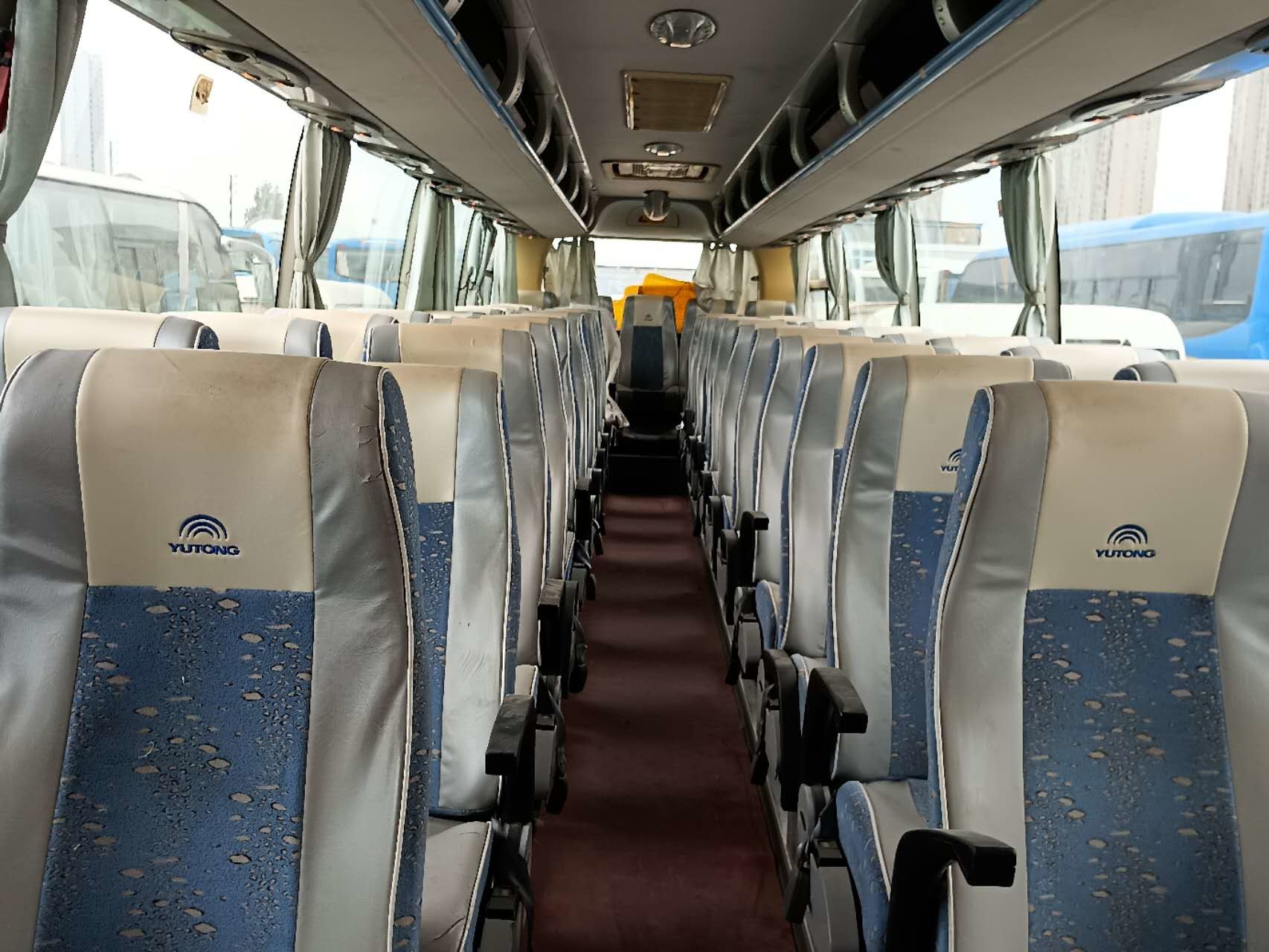 Second Hand Tour Bus 51seats White Color Used Yutong Bus Yuchai Engine ZK6110