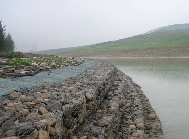 60 × 80mm Woven Gabion Baskets 1mx1mx1m Wire For Higher Loading Capacity And Durability