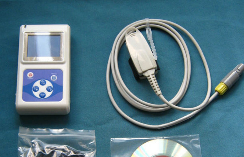 Touch Screen Digital Fingertip Pulse Oximeter , Handle Type