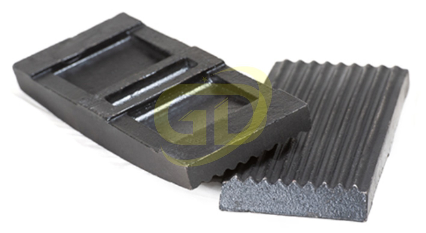 ISO Wear Resistance Castings Customized White Iron Chrome Carbide Chocky Blocks