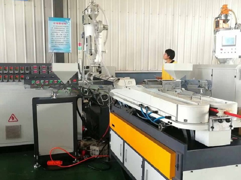Automatic-Controlled PVC Single Wall Corrugated Pipe Production Line