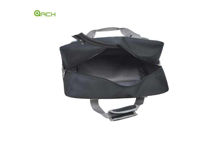 600D Polyester Classic Duffel Travel Bag With One Front Pocket