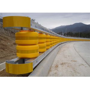 Highway Safety Roller Crash Barrier with 2.5 Mm Thickness and Bolted Installatio