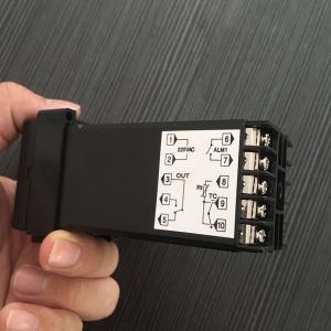 RKC REX C100 digital PID temperature controller