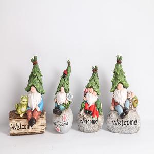 China OEM / ODM Polyresin Garden Ornaments Decor Cartoon Gnomes Figurine on sale