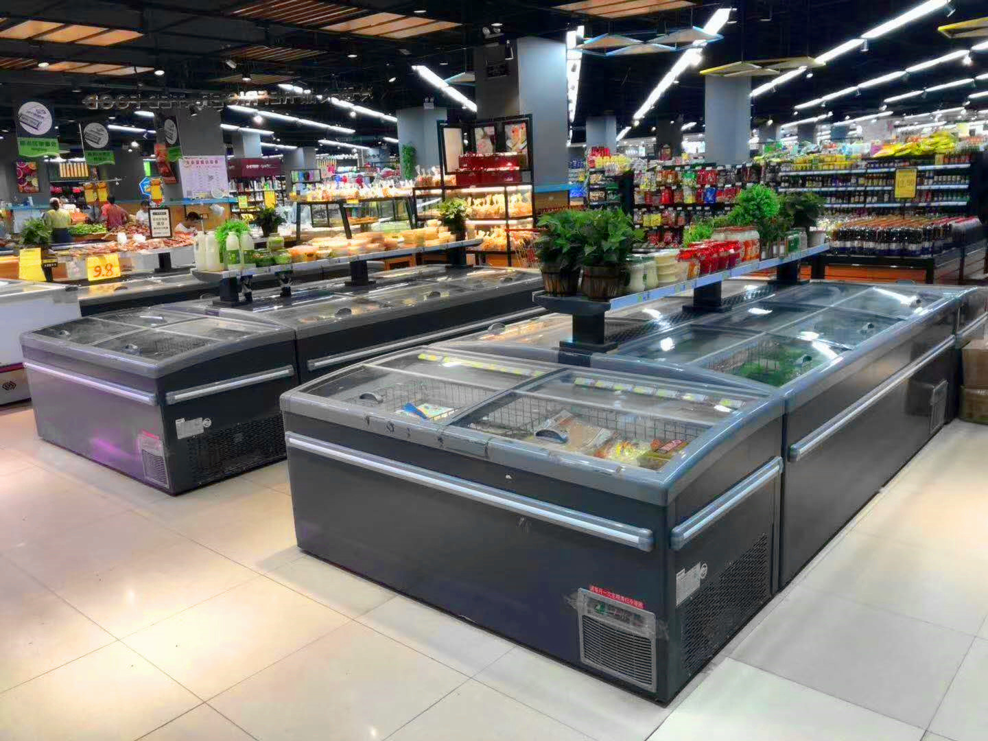 Supermarket Meat & Fish Island Display Freezer With Sliding Lid
