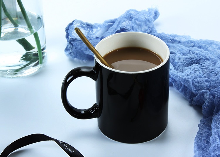 11 Ounce Ceramic Mug Cup For Tea Cocoa Mulled Drinks