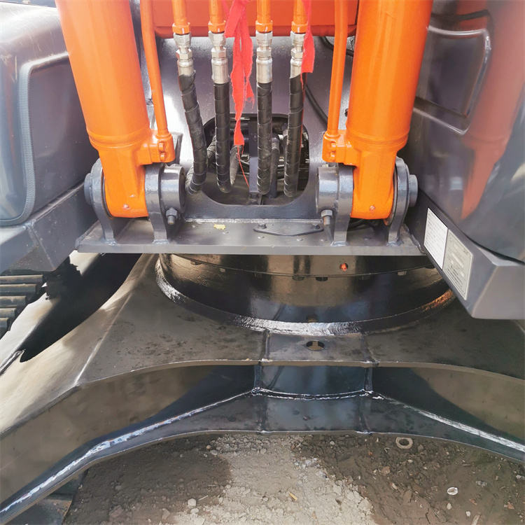 Original Japan Hitachi ZX120 12 Ton Crawler Excavator with Good Condition in Shanghai