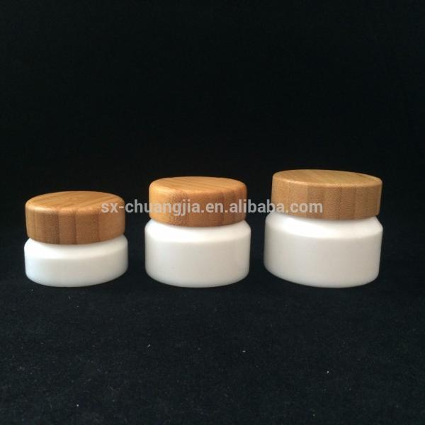 New products 15ml 30ml 50ml 100ml opal white cream glass jar with bamboo screw