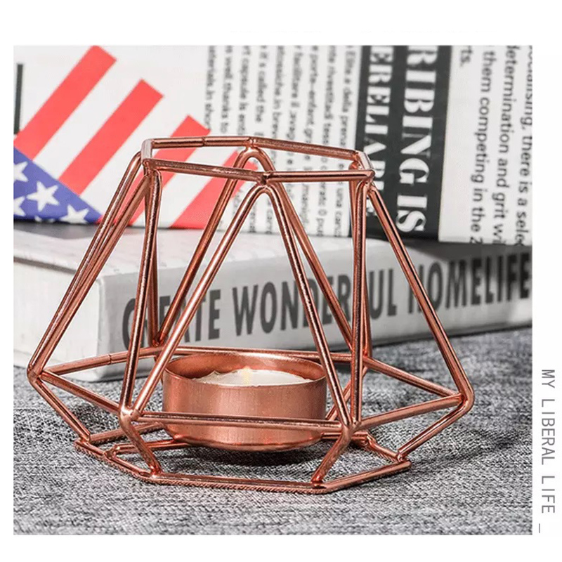 Hot Sale Metal Candle Stand Sturdy Material Wholesale Candlestick Tabl Lamp Nordic Candle Holder