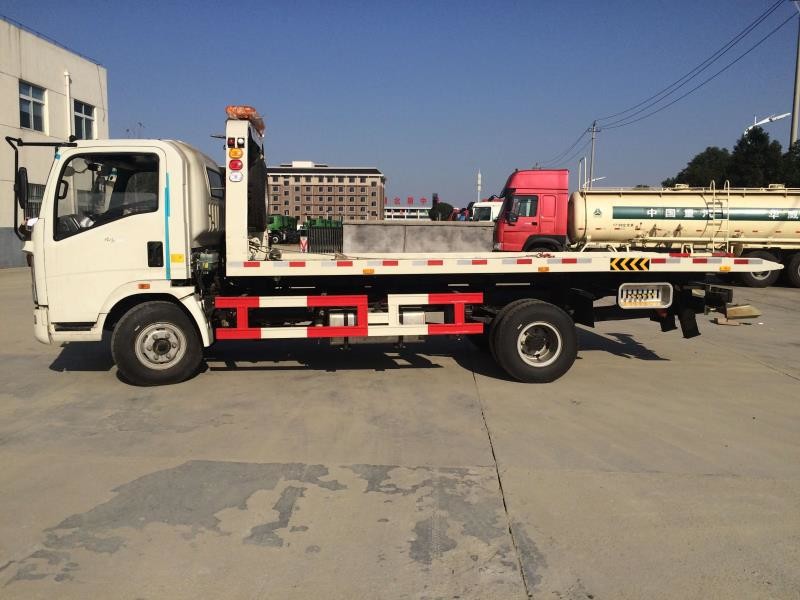 Car Carrier Flatbed Tow Truck Wrecker Truck Road Towing Truck 2 Persons' Seat