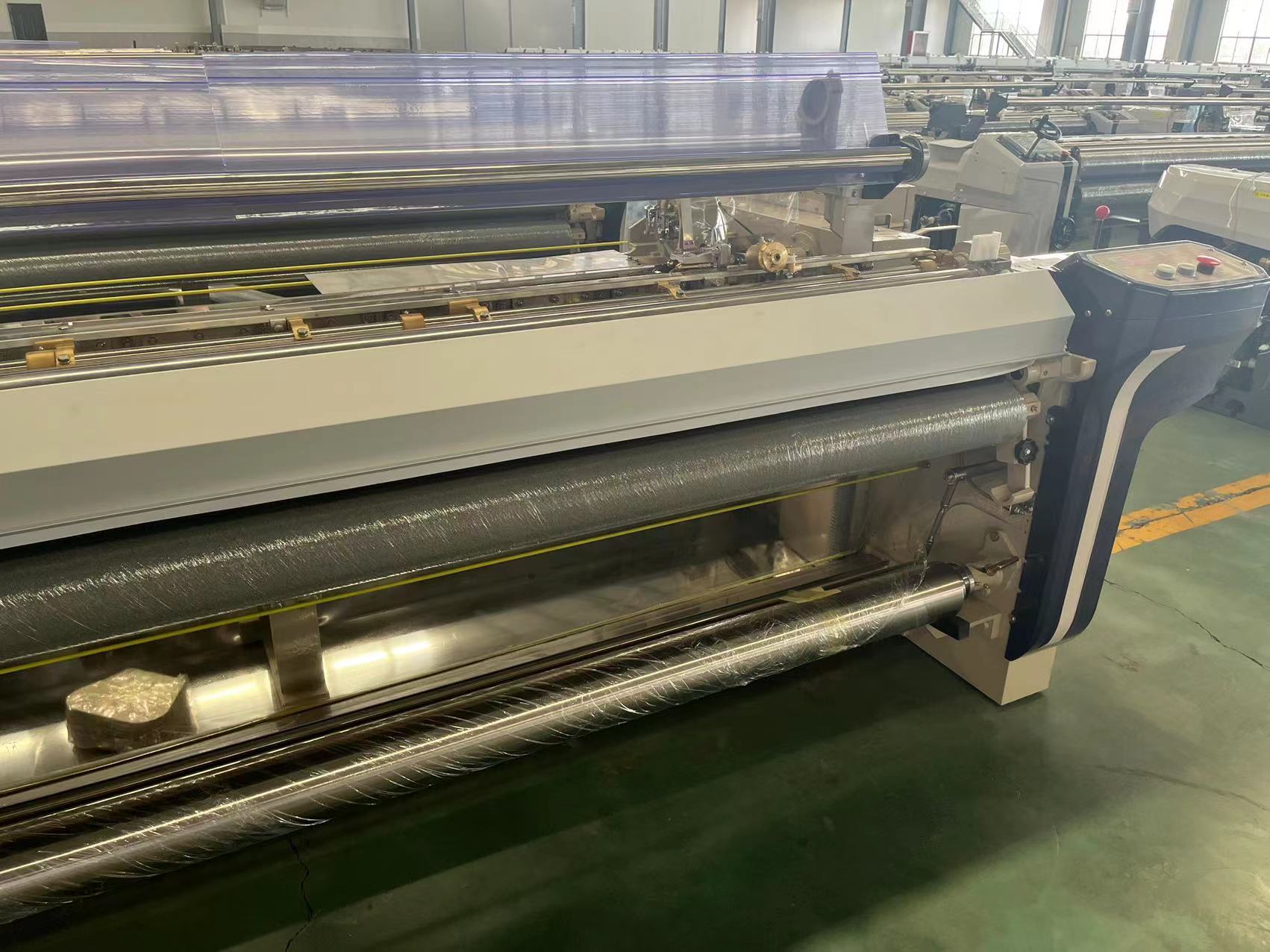 1000 RPM Water Air Jet Loom Machine Double Pump 190cm Dobby Opening Weaving