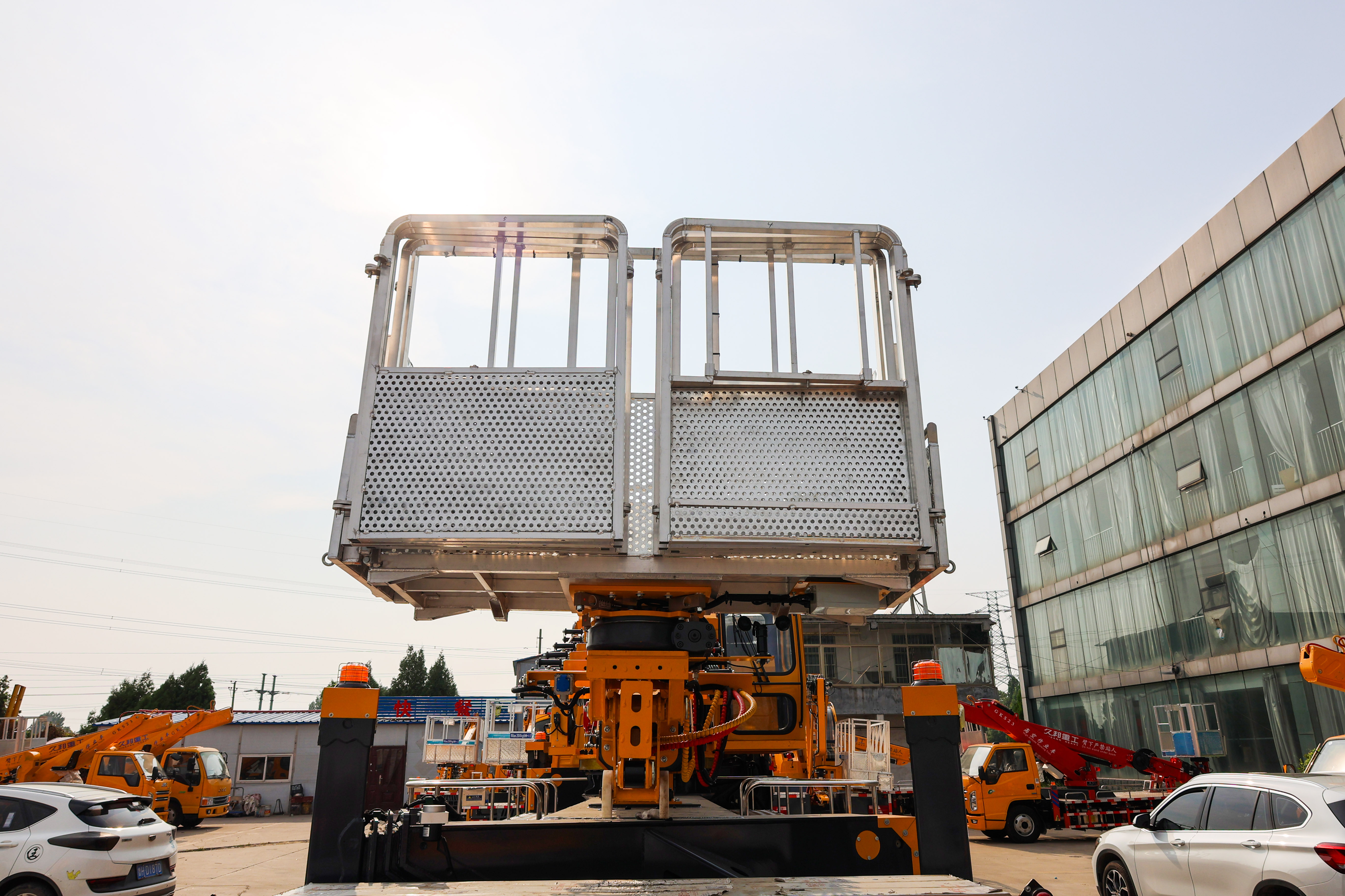 JIUBANG Official GKS25BH51 45m High Quality Aerial Working Platform Truck