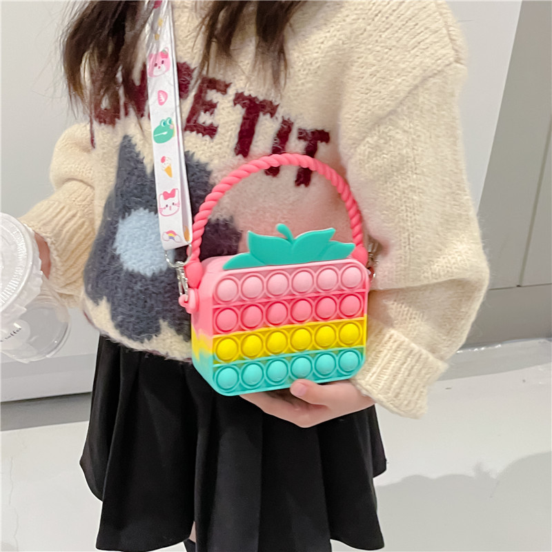 Bpa Free Cartoon Silicone Pencil Case For Kids Shoulder Handbag Crossbody Purse Bag Christmas Birthday Gifts Pencil Case