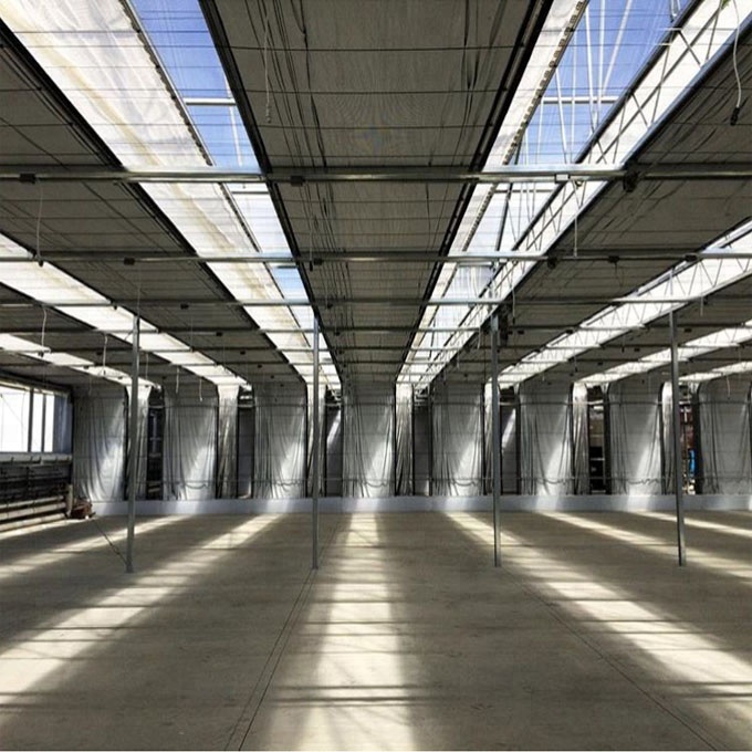 Commercial Automated Blackout Greenhouse / Light Deprivation Greenhouse 2