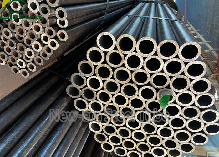 Cold Drawn Seamless Alloy Steel Pipes Annealing Heat Treatment 1 - 20mm