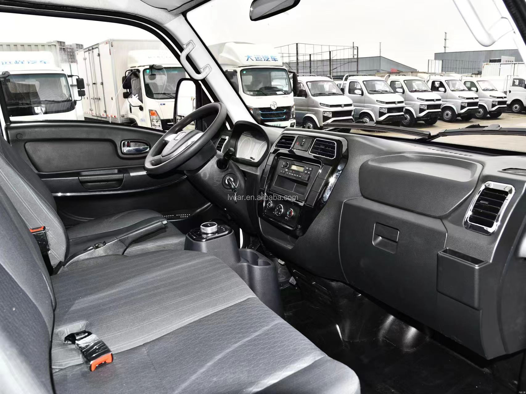 Geely Fengrui F3E 4x4 Mini Trucks with 55.7kWh Battery Capacity and 1 Hour Charging Time