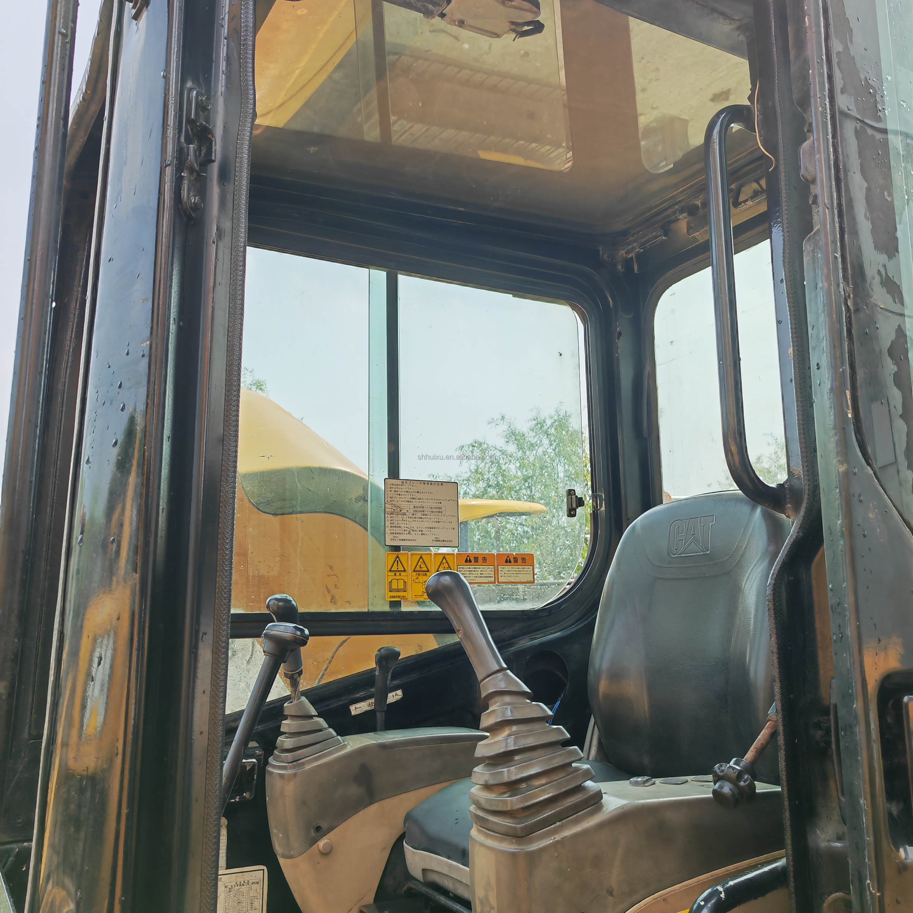 Used CAT excavators CAT 305.5SR crawler excavator /used engineering construction machinery CAT305SR 5T excavator