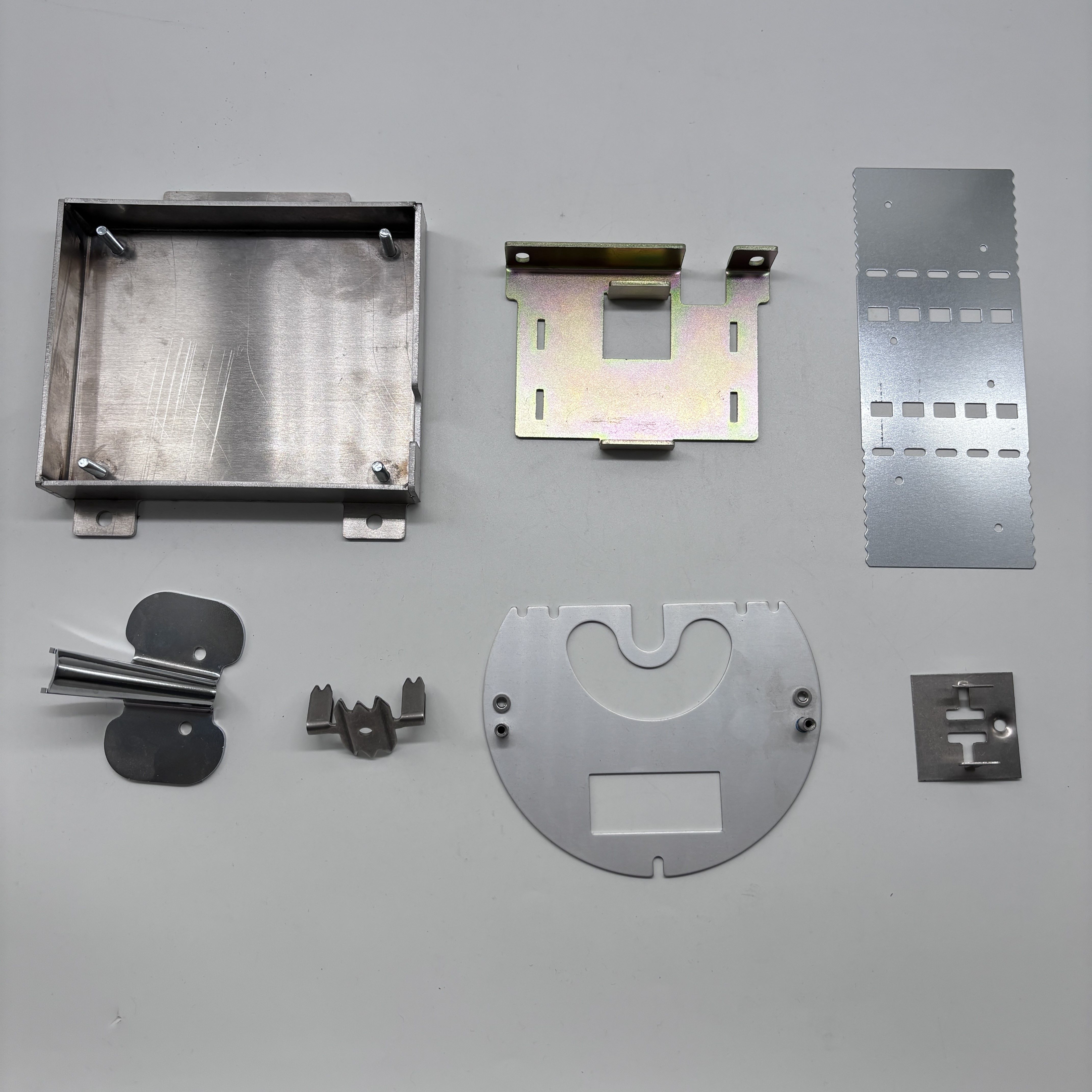 OEM Custom Stainless Steel Carbon Steel Sheet Metal Stamping Parts With Laser Cutting Bending Services