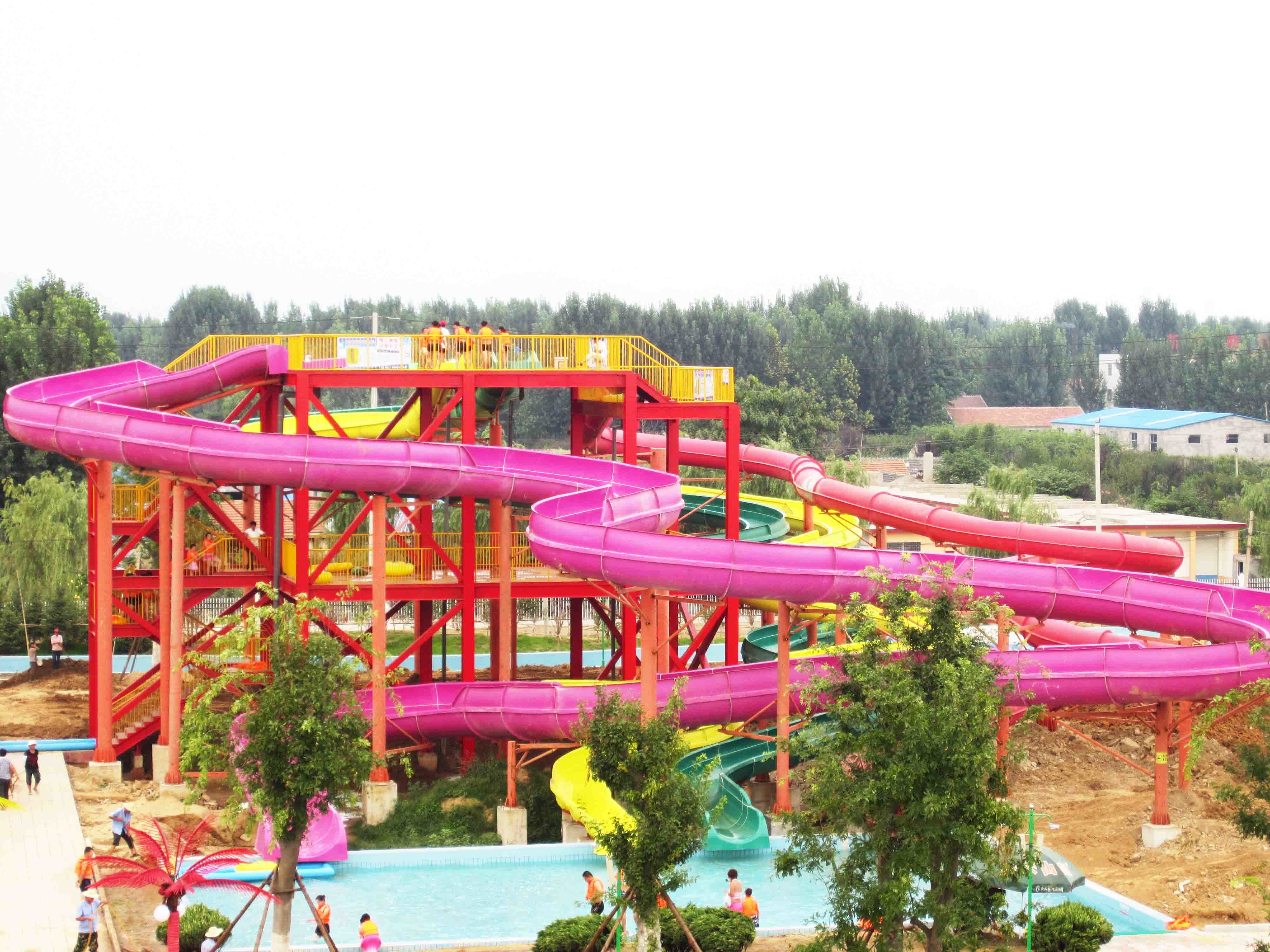 Customized Color Spiral Fiberglass Water Slides Galvanized Carbon Steel Frame